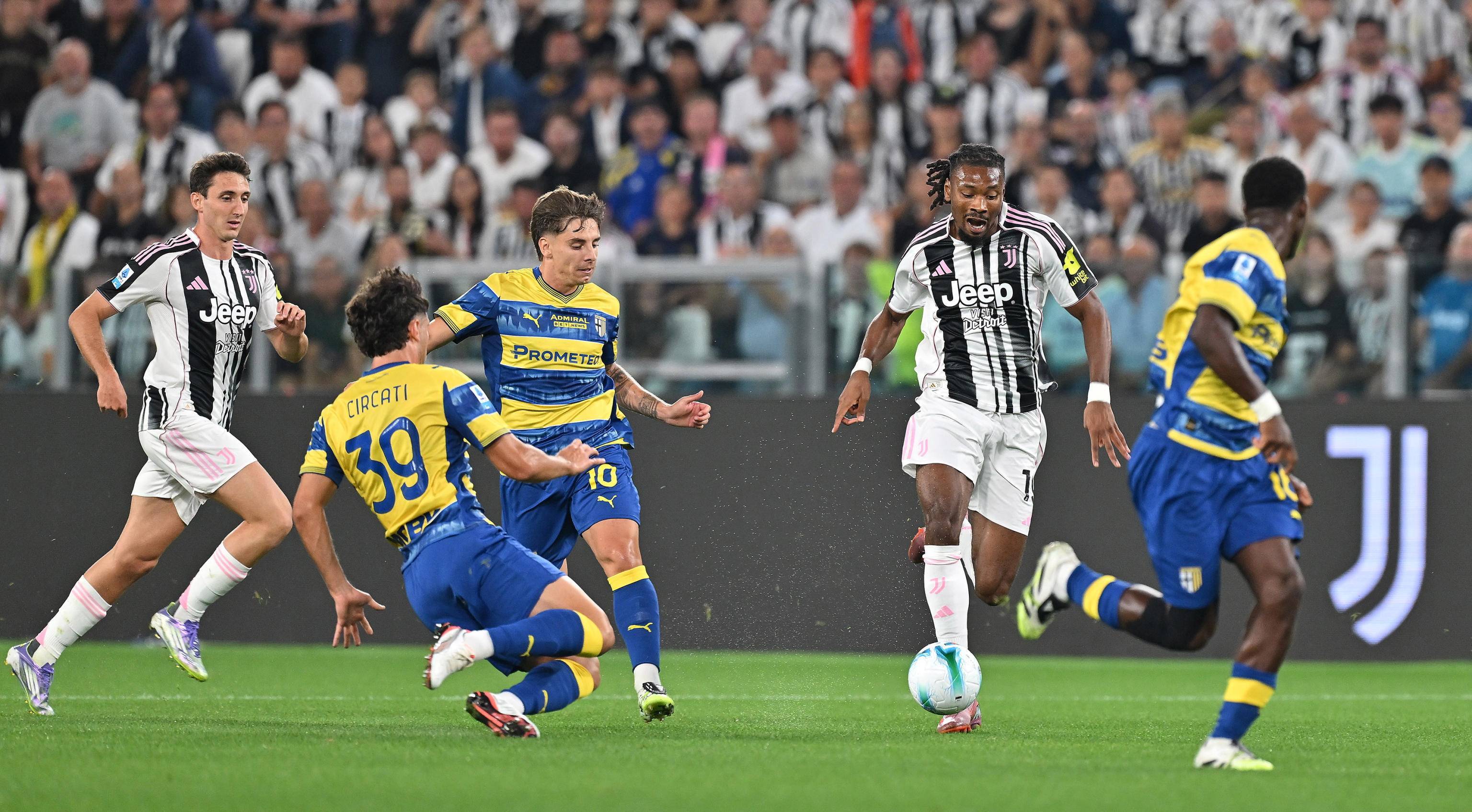 德州扑克规则-意甲球队加强体能训练，为下一场比赛做好准备(意甲体育)