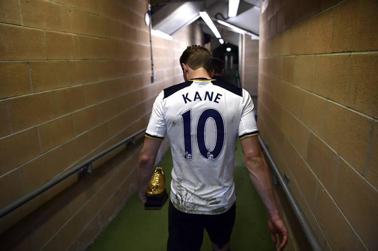 德州扑克-包含伯明翰主场战平莱斯特城，力阻对手进帐的词条